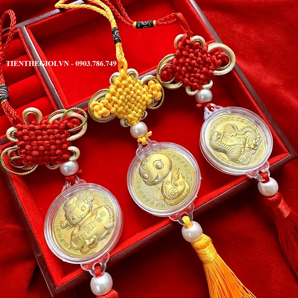 Dây Treo Ô Tô Đồng Xu Hình Con Rắn Cute